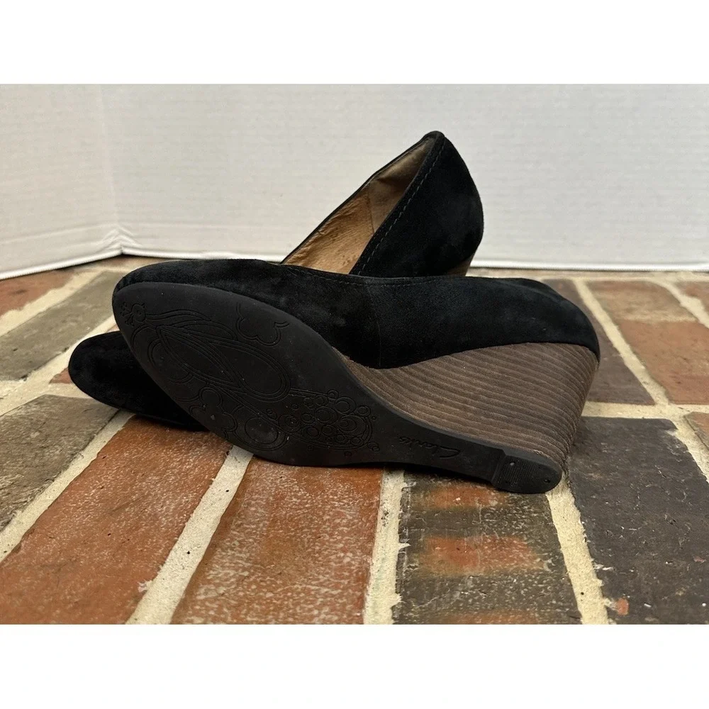 Clarks Indigo Black Suede Wedge Pumps Women's 9 Business Casual Comfort Shoes